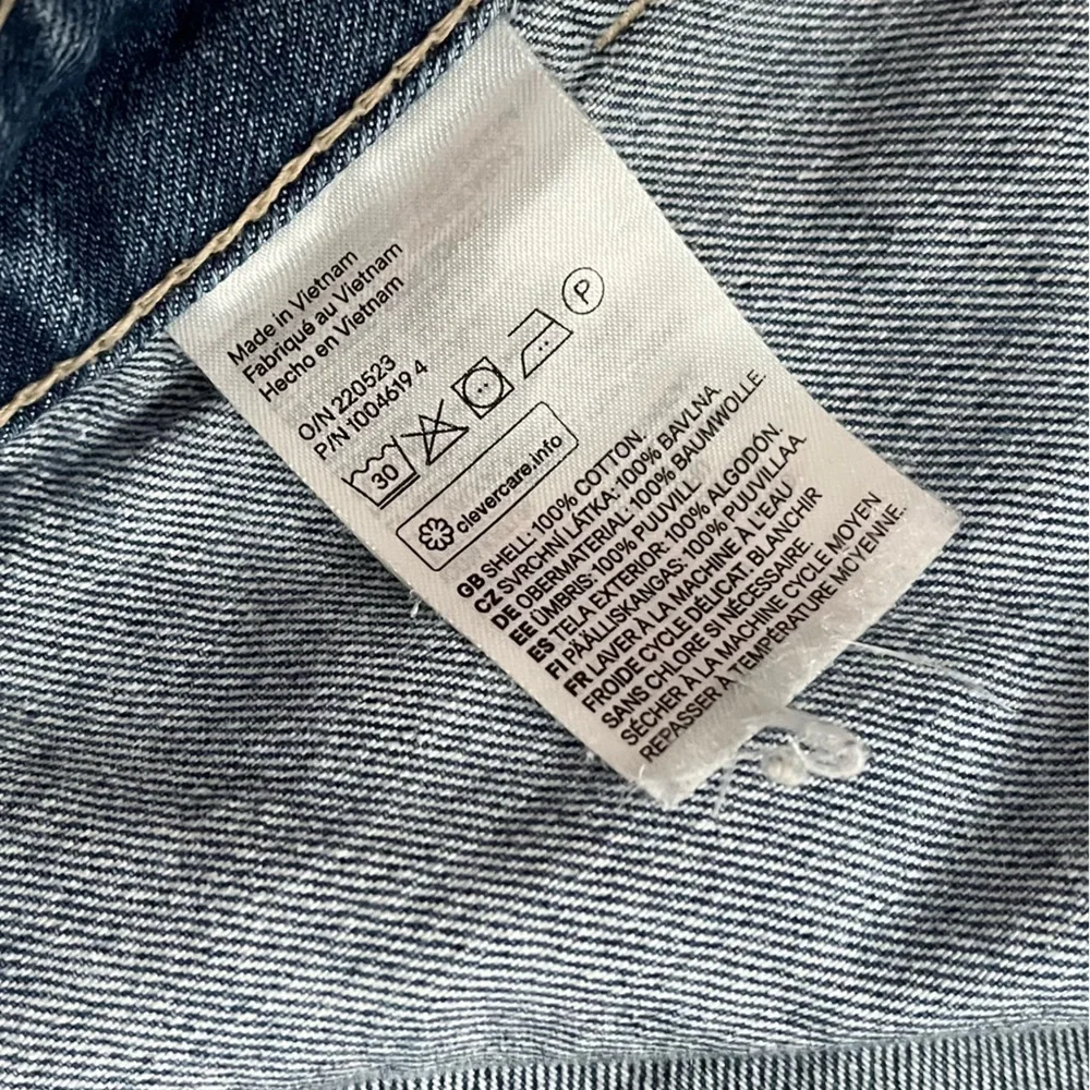 H&M DIVIDED Blue Denim cargo style women’s size 8 Jeans. Hi rise wide leg - Picture 8 of 12